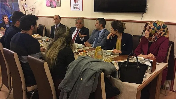 Oltu'da Kadınlar Günü etkinliği

