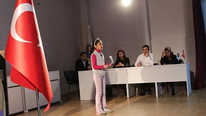 Hani'de İstiklal Marşı'nı En Güzel Okuma Yarışması
