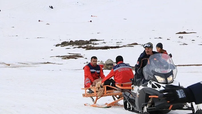 Bingöl'de helikopter kazası ve çığ tatbikatı
