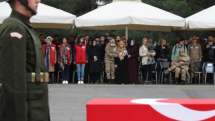 Dicle şehitleri memleketlerine uğurlandı
