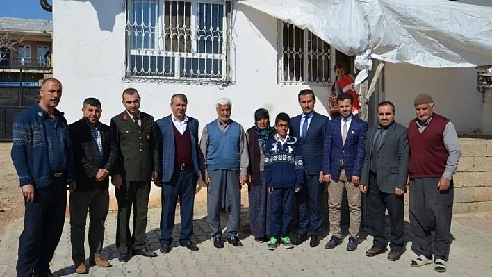 Müdür Keleş ile beraberindeki heyet şehit aileleriyle bir araya geldi
