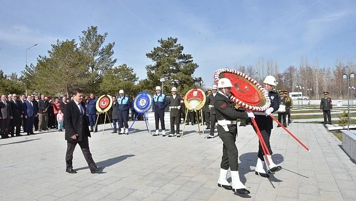 Erzincan da 18 mart şehitler günü etkinlikleri
