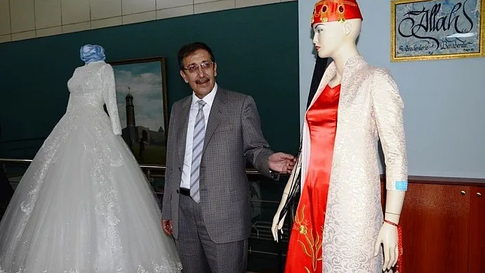Palandöken Belediyesi genç kızların rüyasını gerçekleştirdi
