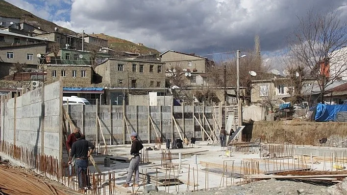 Kulp'ta Kadın ve Yaşam Merkezi'nin çalışmaları sürüyor
