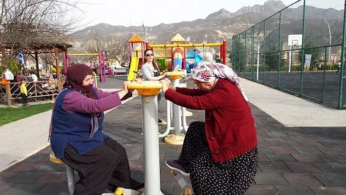 Tunceli'de 'Koşabiliyorken Koş' etkinliği
