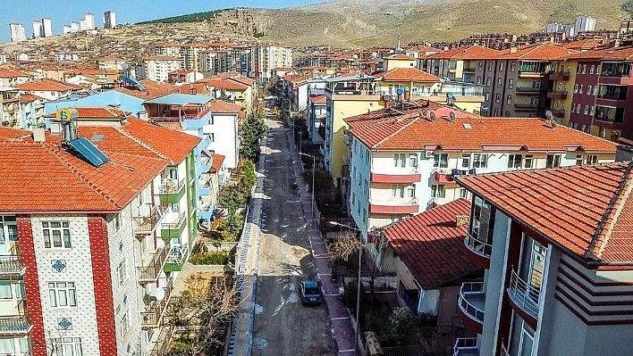 Alperen Sokakta yenileme çalışması başladı

