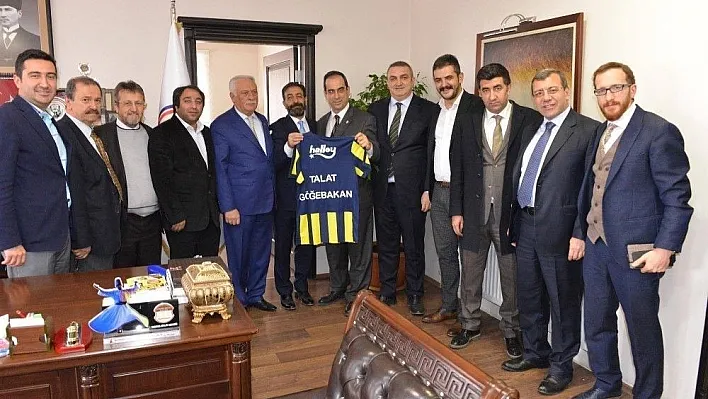 Mosturoğlu'ndan Göğebakan'a Fenerbahçe forması
