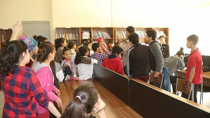 Solinli çocuklar kütüphaneyle tanıştı
