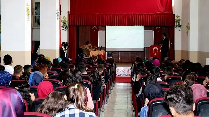 Öğrencilere 'şehitlik' ve 'gazilik' anlatıldı
