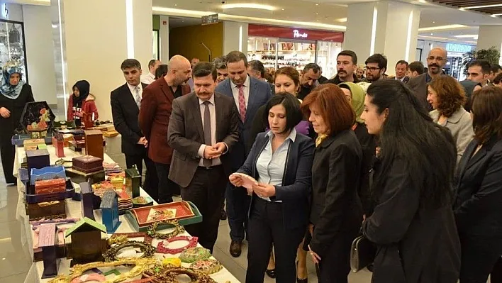 Toplum Ruh Sağlığı Merkezi bireylerinden 'Kültür-Sanat' sergisi
