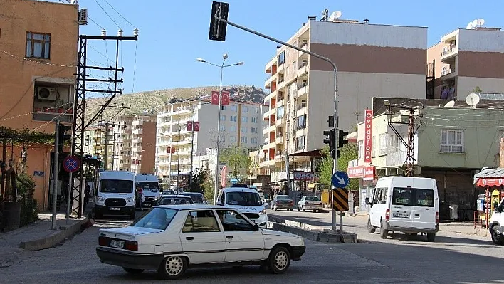 Silvan'da sinyalizasyonlu trafik ışığı yapıldı
