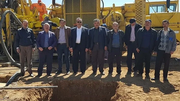 Bol ve kaliteli su için 3. Sondaj vuruldu
