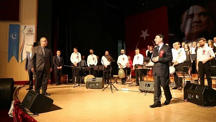 Adıyaman'da 'Yiğitlerin Türküsü' adlı konser düzenledi
