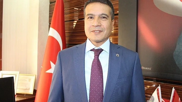 Müdür Alper 10 Nisan Polis Haftasını kutladı
