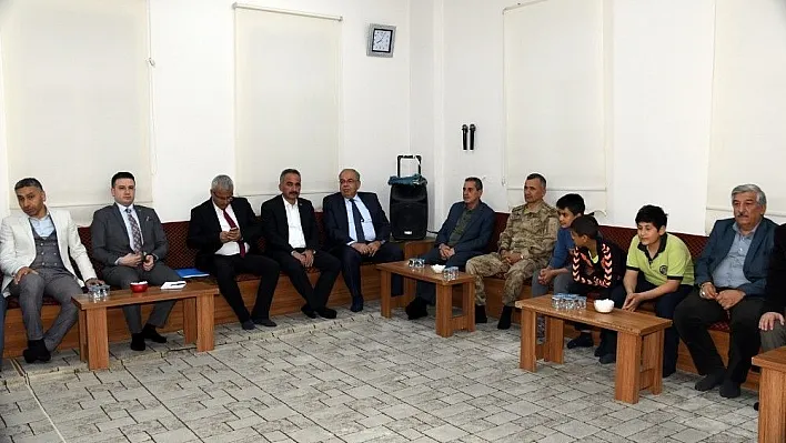 İl protokolü mahalle sakinleriyle buluştu
