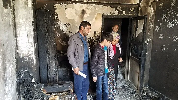 Yangında mahsur kalan vatandaş kurtarıldı
