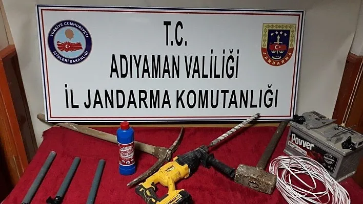 Jandarma definecilere göz açtırmıyor
