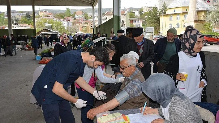 Lise öğrencileri obozite ve hipertansiyona dikkat çekti
