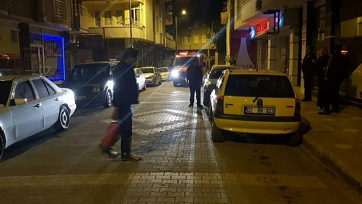 Otomobildeki gaz kaçağı mahalle sakinlerini tedirgin etti
