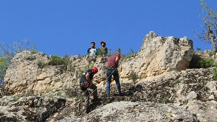 Biri 10 yaşında 27 kişi hayat kurtarmak için gönüllü oldu
