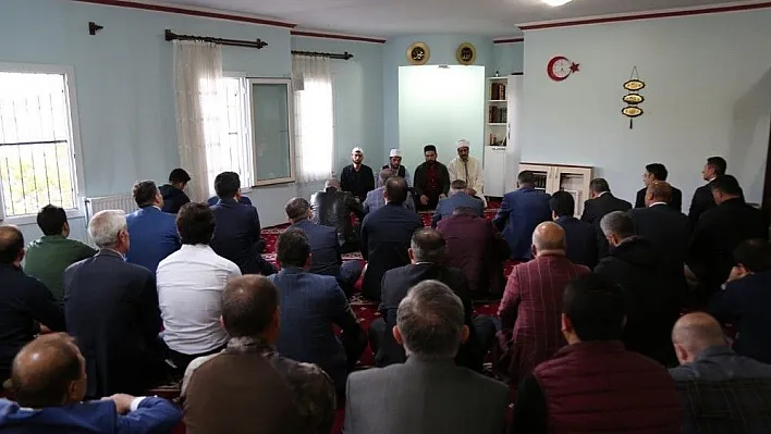 Helikopter kazası şehitleri için Mevlit okutuldu

