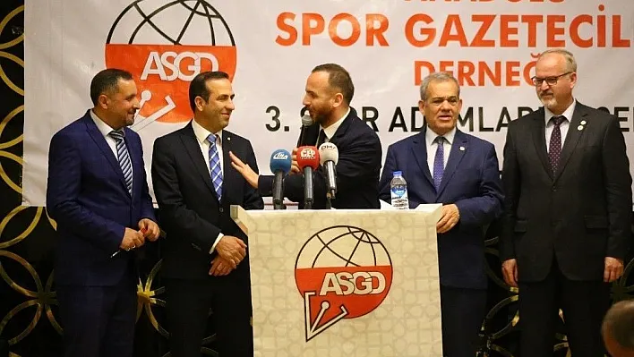 ASGD 3. Spor Adamları Ödül Gecesini Feridun Yıldız anısına yaptı
