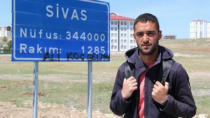 Cumhurbaşkanını görmek için Ankara'ya yürüyor
