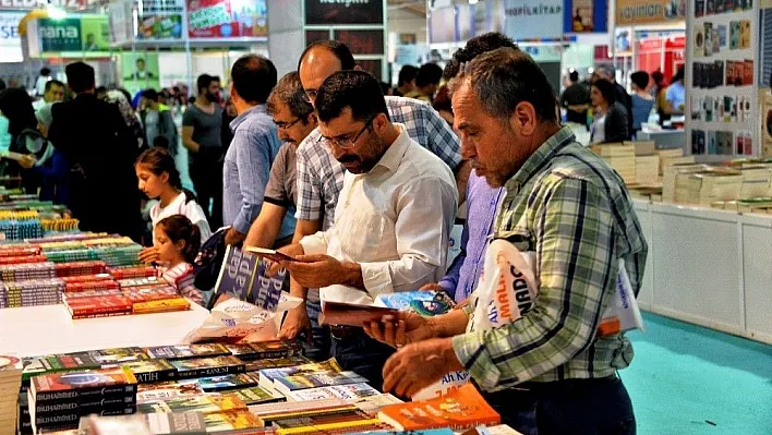 7. Malatya Kitap Fuarı devam ediyor
