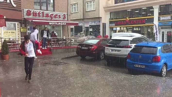 Erzurum'da dolu sürprizi
