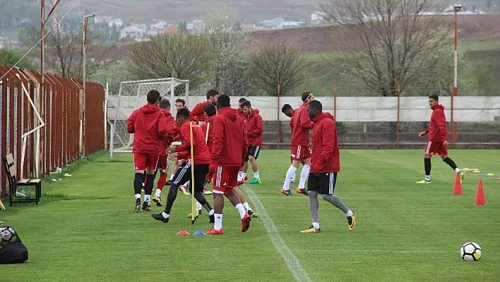 Samet Aybaba: 'Sezonu son maçla taçlandırmak istiyoruz'
