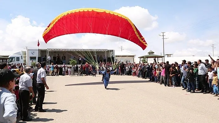 Çadır kentte çocuk şenliği düzenlendi
