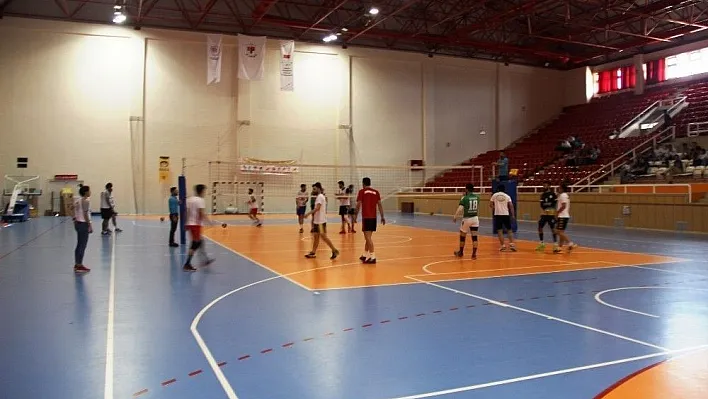 DÜ'de Spor Şöleni tamamlandı
