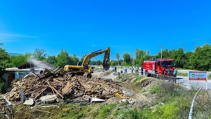 Eski Malatya yolunda genişletme çalışmaları
