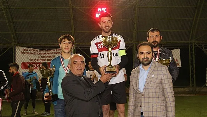 Futbol turnuvasının şampiyonu Betaş oldu
