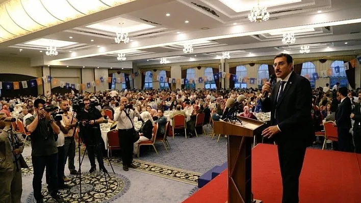 Bakan Tüfenkci, AK Parti iftarına katıldı
