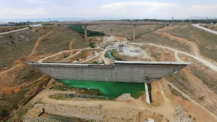 Çınar Beylerderesi Şehir Parkı İnşaatında incelemelerde bulundu
