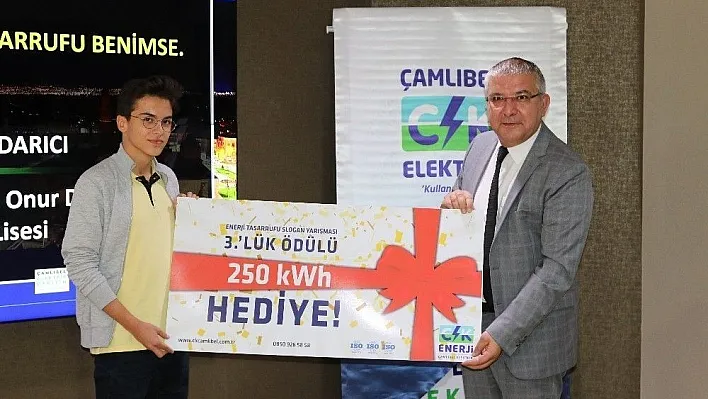 CK Enerji Çamlıbel'den öğrencilere hediye elektrik
