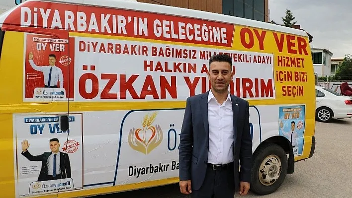 Bağımsız adaydan 700 araçlık seçim konvoyu
