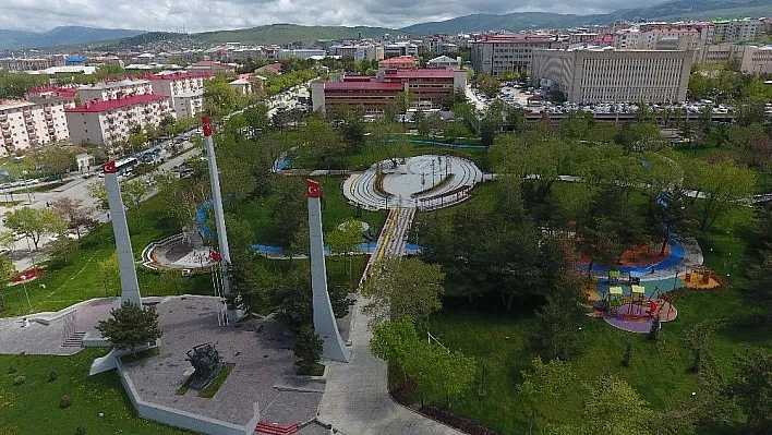 Büyükşehir'den Aziziye Parkı'na özel peyzaj
