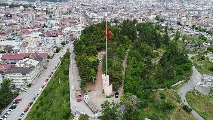 Kale Parkı yenileniyor
