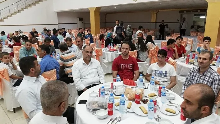 Engelliler iftar sofrasında buluştu
