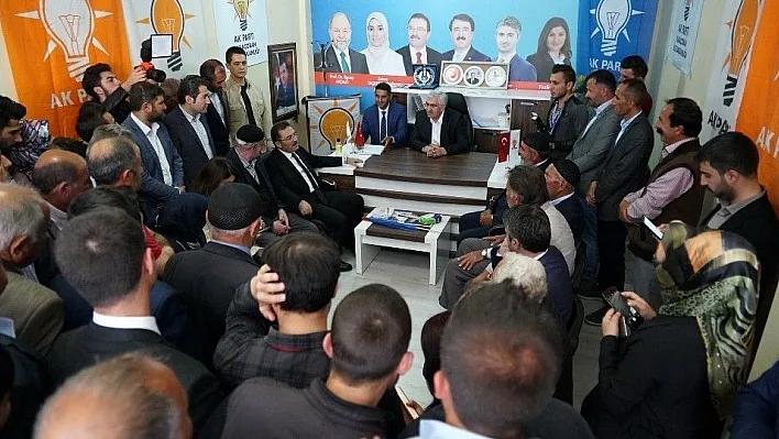 AK Parti Karaçoban'a çıkarma yaptı
