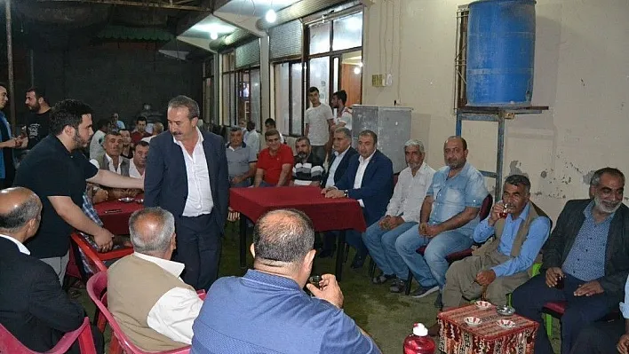 Atik, kapı kapı geziyor
