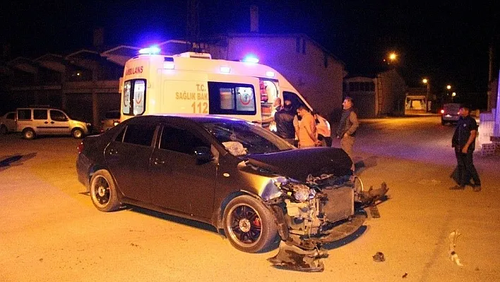 'Dur' ihtarına uymayınca polislere kaza yaptırdı
