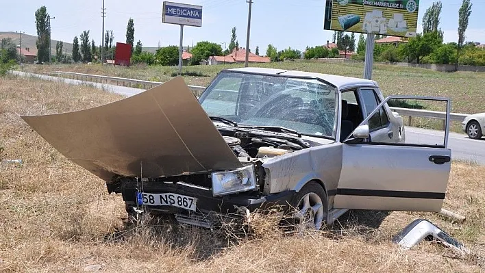 Sivas'ta trafik kazası: 4 yaralı
