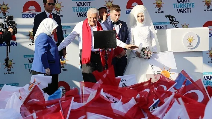 Başbakan Yıldırım:  'Bizi şehir şehir meydan meydan gezdiren Kuva-i Milliye ruhudur'
