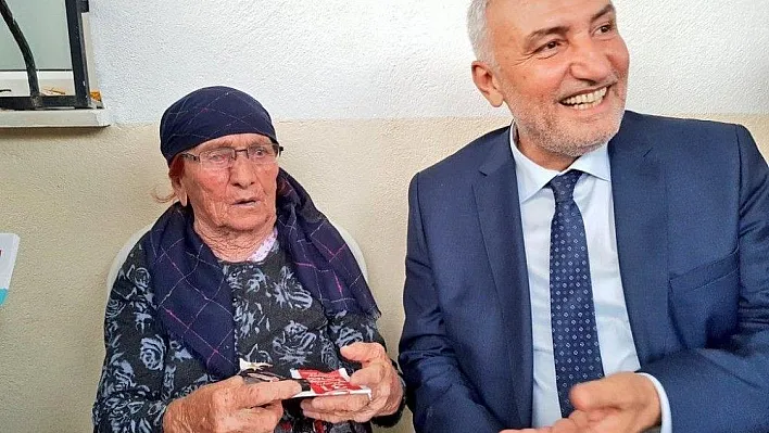 AK Parti Malatya milletvekili adayı Hakan Kahtalı:
