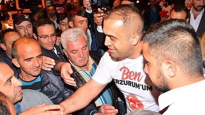 MHP'li Adem Yurdigül gönüllerde taht kuruyor, ezberleri bozuyor
