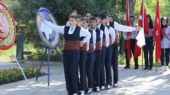 Atatürk'ün Sivas'a gelişinin 99'uncu yıl dönümü kutlandı
