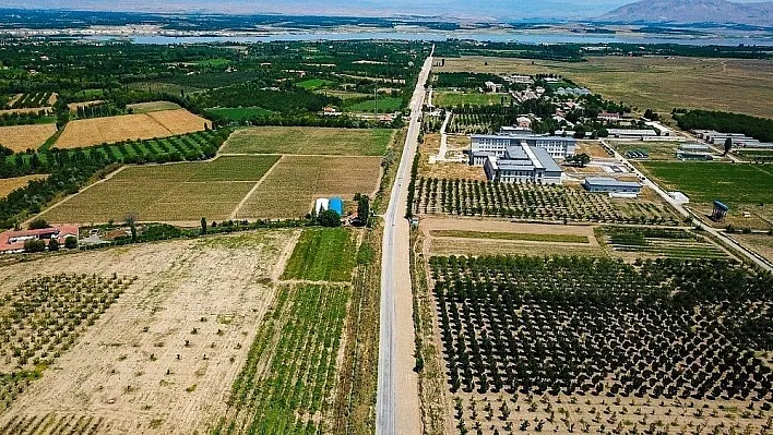 Baraj yolu 6 metreden 15 metreye çıkarılıyor
